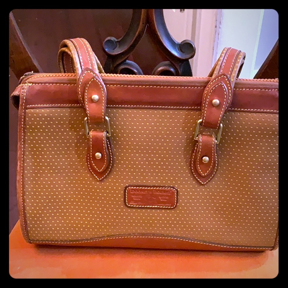 SOLD!!!🎉🌸🌺🛍Vintage Dooney & Bourne